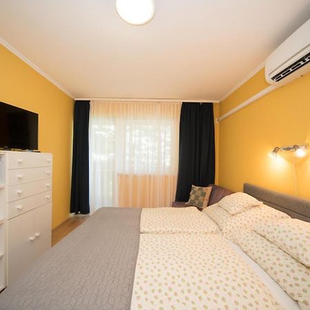 Siesta Vendeghaz Villa เอ็กเกอร์ ภายนอก รูปภาพ