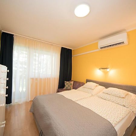 Siesta Vendeghaz Villa เอ็กเกอร์ ภายนอก รูปภาพ